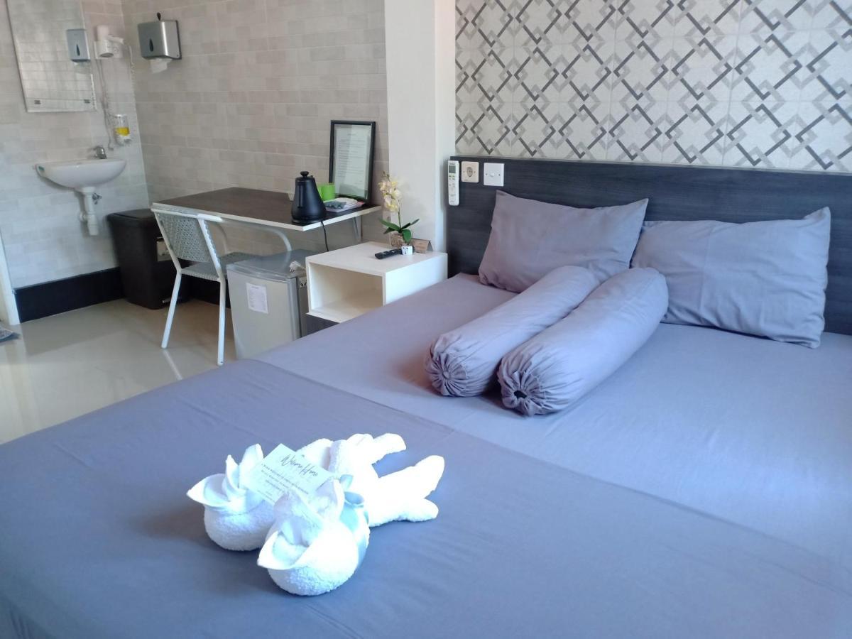 Simple Kuta Bedroom Exteriér fotografie